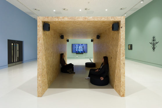 Kyriaki Goni Data Garden Blenheim Walk Gallery Leeds Art University 2023 ph Jules Lister 1 Kopie