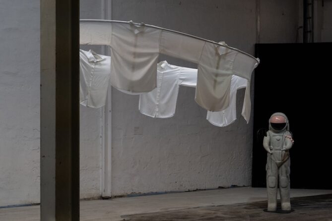 SHADOWS OF THE BODY, Art Collection Telekom, Installation view Hallen 06, 2025, photo Rainer Schneemann