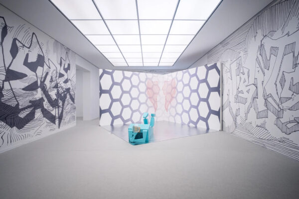 Flaka Haliti, Hamburger Bahnhof, 2013, photo Mathias Voelzke