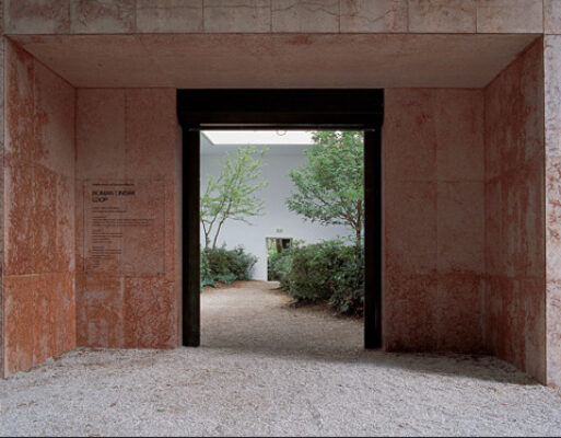 Roman Ondak, Loop, 2009, Installation, Tschechischer und Slowakischer Pavillon, Roman Ondak, Loop, 53. Biennale Venedig, Courtesy Galerie Martin Janda