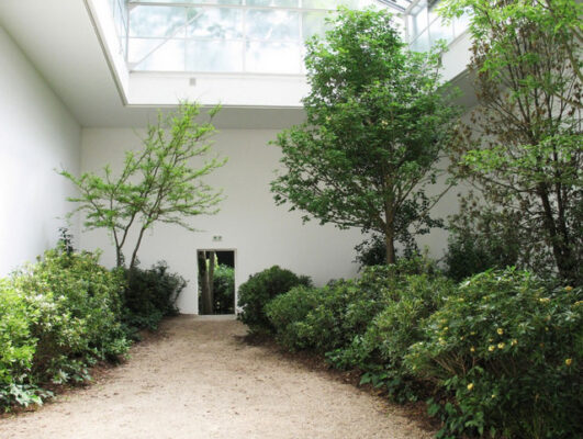 Roman Ondak, Loop, 2009, Installation, Czech and Slovak Pavilion, 53. Venice Biennale, Courtesy Galerie Martin Janda