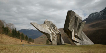 Igor Grubić, Monument, Video Still, 2010-2011
