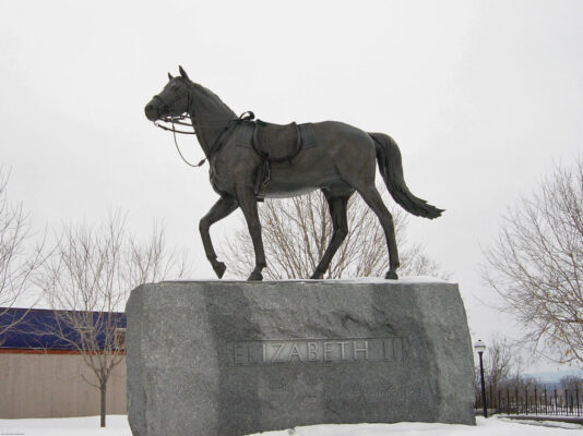 Luchezar Boyadjiev, Ottawa – The Monument of Elizabeth II, 2006–2020