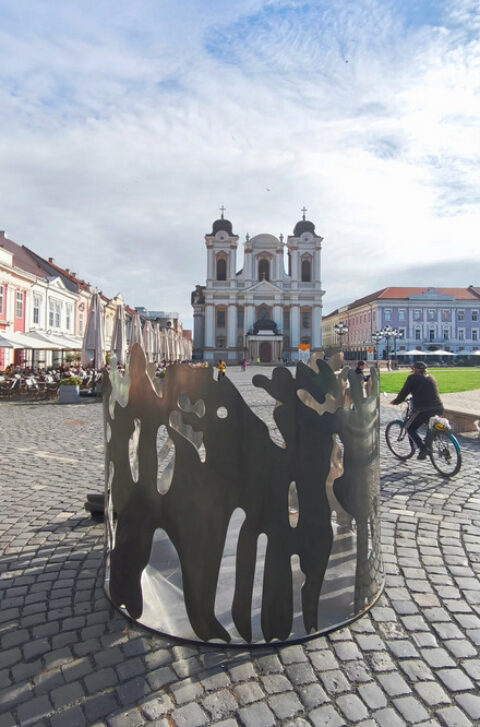 Vlad Nancă, Together, Peter Jecza award 2025, Sculpture of the Year, Piața Unirii Timișoara