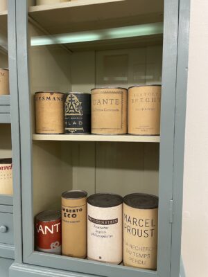 Roman Ondak, Saturated Library ,1996, Detail Collection GMB
